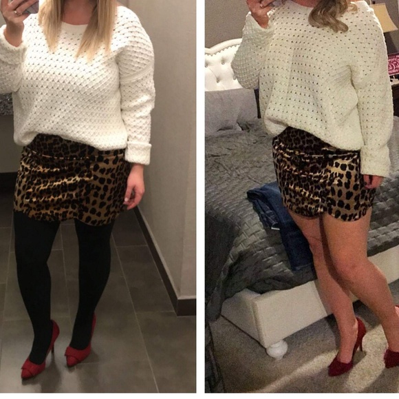 Scalloped Leopard mini skirt - Picture 3 of 3